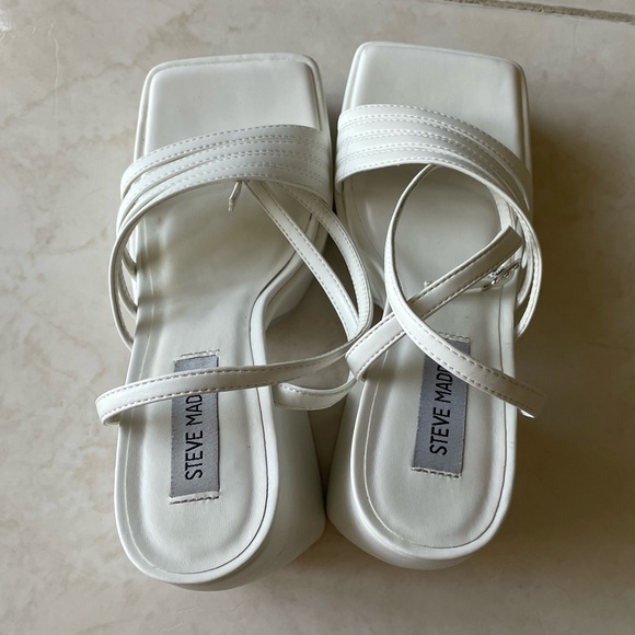 Steve Madden Jaylene Heeled Sandal - Picture 2 of 2